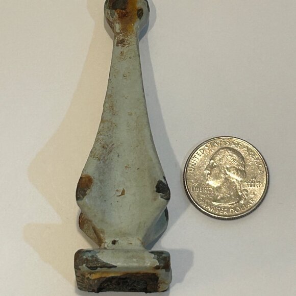 Old Iron Fence Painted Finial Ball Tip Quad Spear VINTAGE - Picture 5 of 7